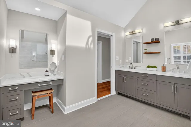 $1,400,000 | 115 Fox Trail Terrace, North Potomac, MD 20878