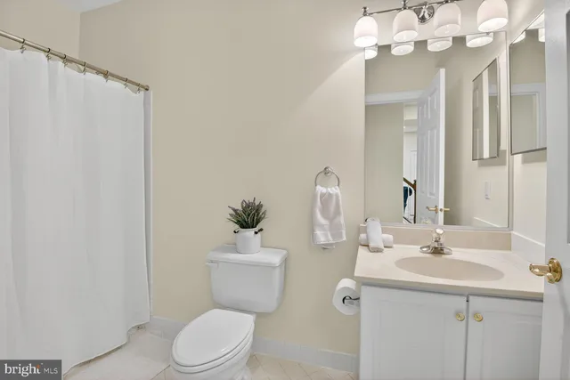 $1,400,000 | 115 Fox Trail Terrace, North Potomac, MD 20878