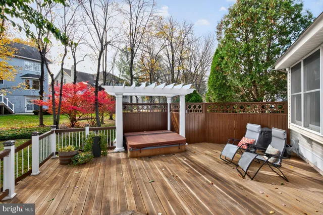 $1,400,000 | 115 Fox Trail Terrace, North Potomac, MD 20878