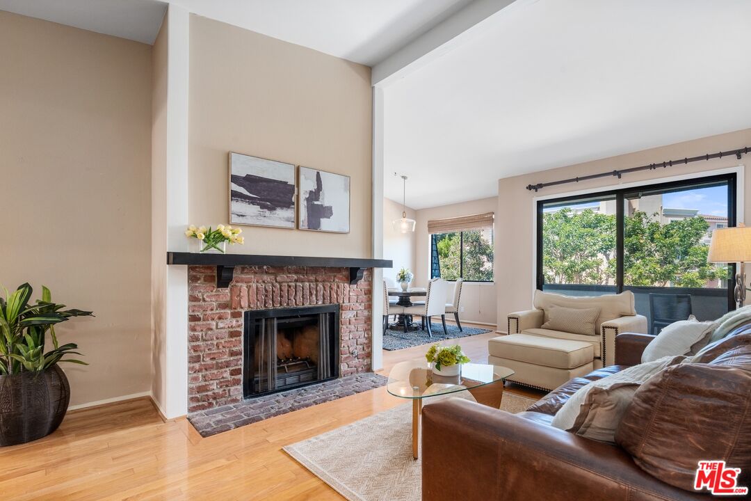 306 Bora Bora Way, Unit 305 Marina del Rey, CA 90292 - Photo 1 of 27