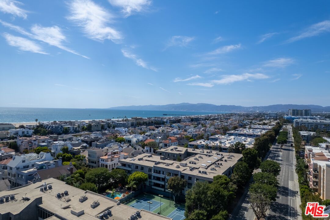 306 Bora Bora Way, Unit 305 Marina del Rey, CA 90292 - Photo 25 of 27