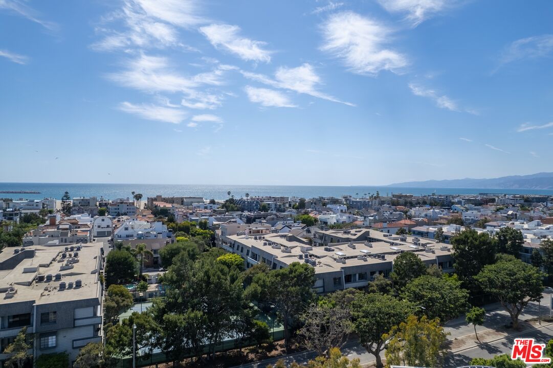 306 Bora Bora Way, Unit 305 Marina del Rey, CA 90292 - Photo 26 of 27