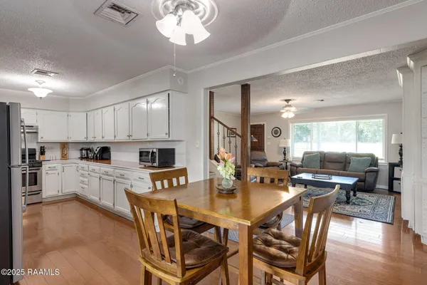 $299,999 | 175 Highway 182, Morgan City, LA 70380