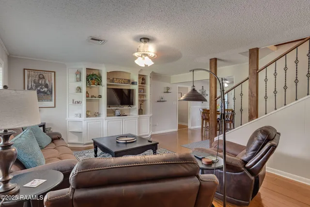 $314,900 | 175 Highway 182, Morgan City, LA 70380