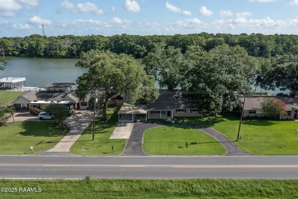 $299,999 | 175 Highway 182, Morgan City, LA 70380