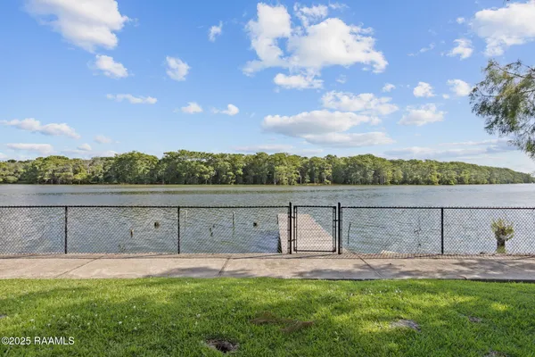 $299,999 | 175 Highway 182, Morgan City, LA 70380