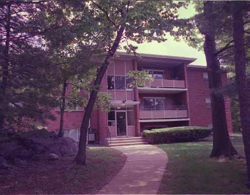 54-4 Jacqueline Road, Unit 4 54 Waltham, MA 02452 - Photo 1 of 1 Gallery Image 1