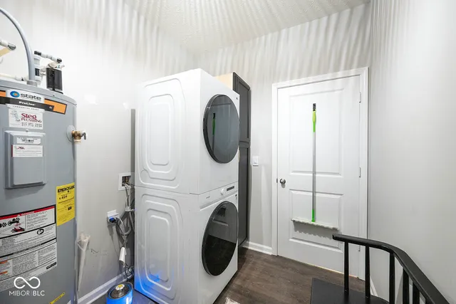 $384,500 | 6890 Ben Riley Court, Plainfield, IN 46168