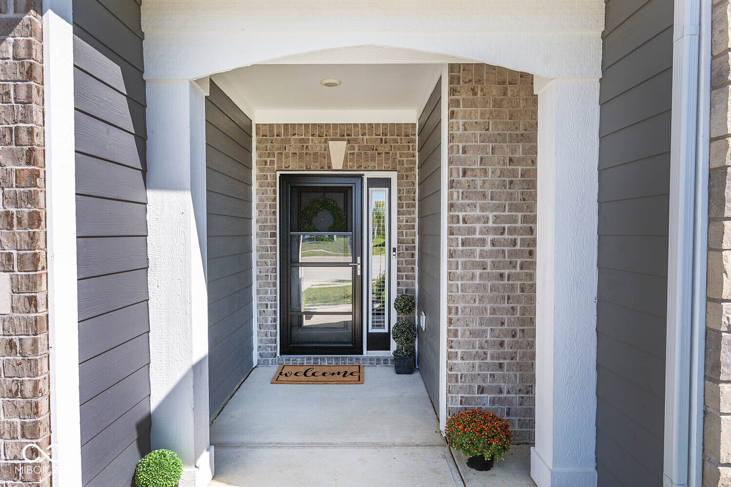 6890 Ben Riley Court Plainfield, IN 46168 - Photo 4 of 36