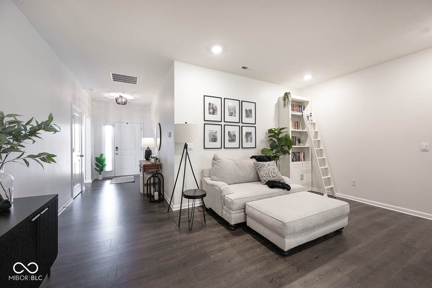 6890 Ben Riley Court Plainfield, IN 46168 - Photo 5 of 36