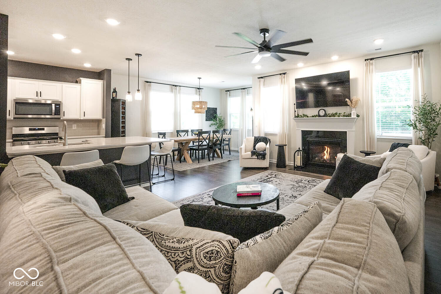 6890 Ben Riley Court Plainfield, IN 46168 - Photo 8 of 36