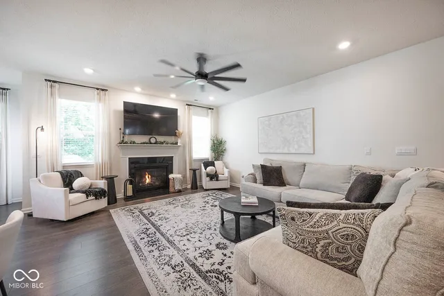 $384,500 | 6890 Ben Riley Court, Plainfield, IN 46168