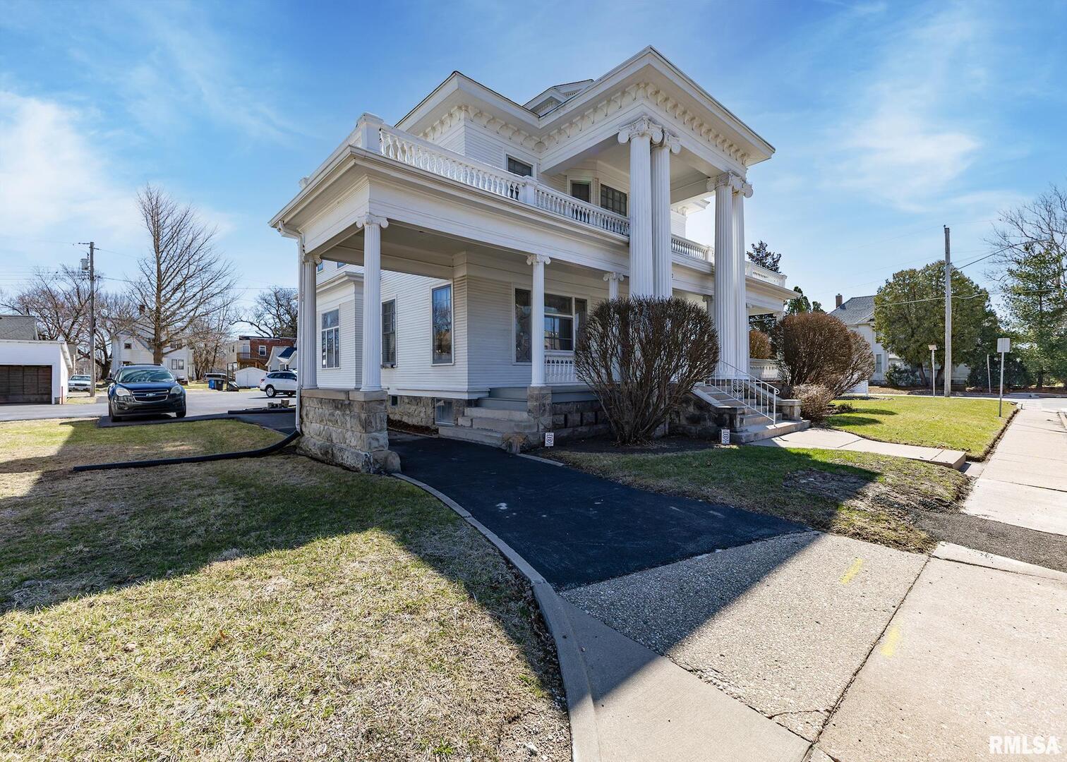 1440 12th Street Moline, IL 61265 - Photo 11 of 65