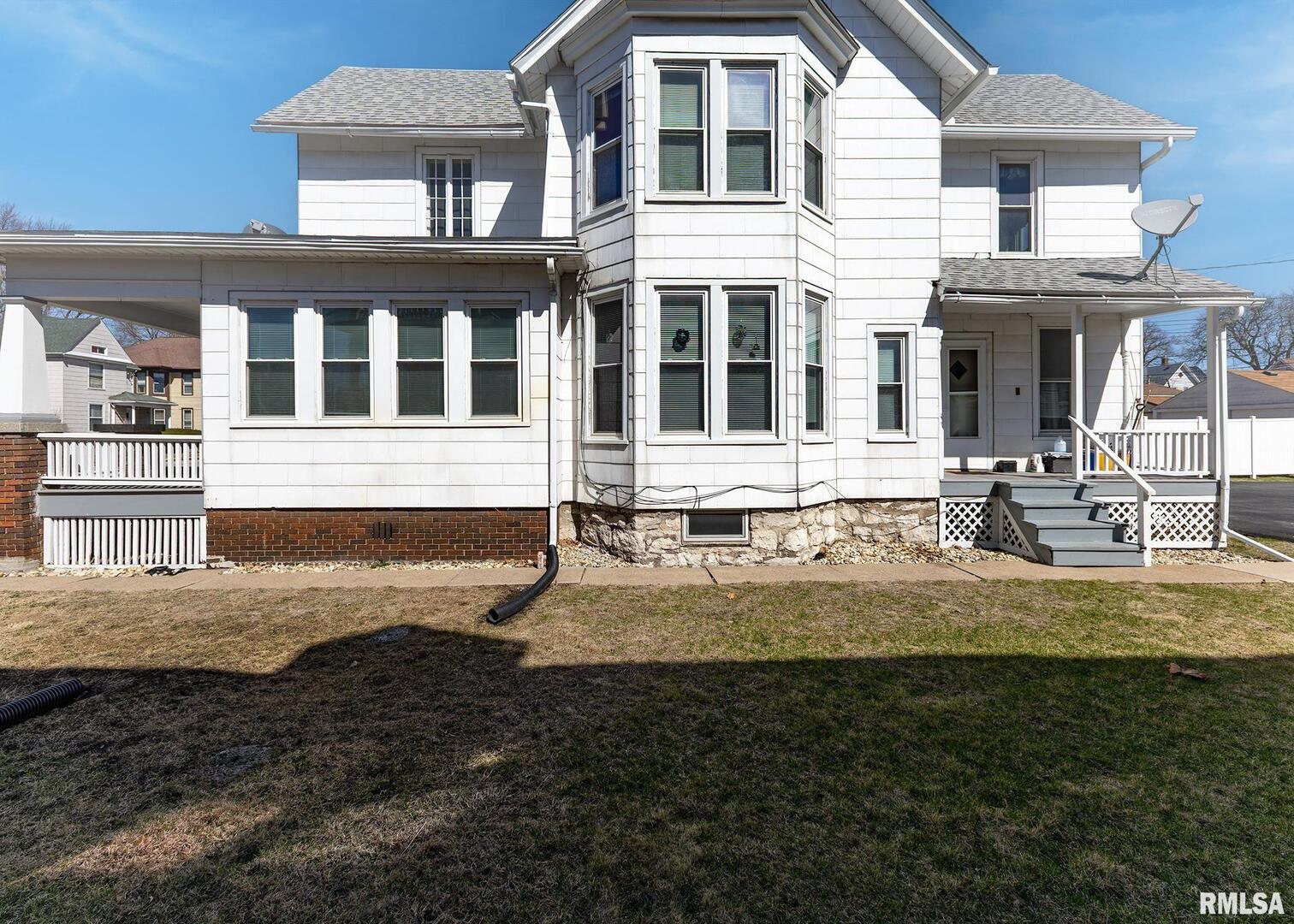 1440 12th Street Moline, IL 61265 - Photo 12 of 65