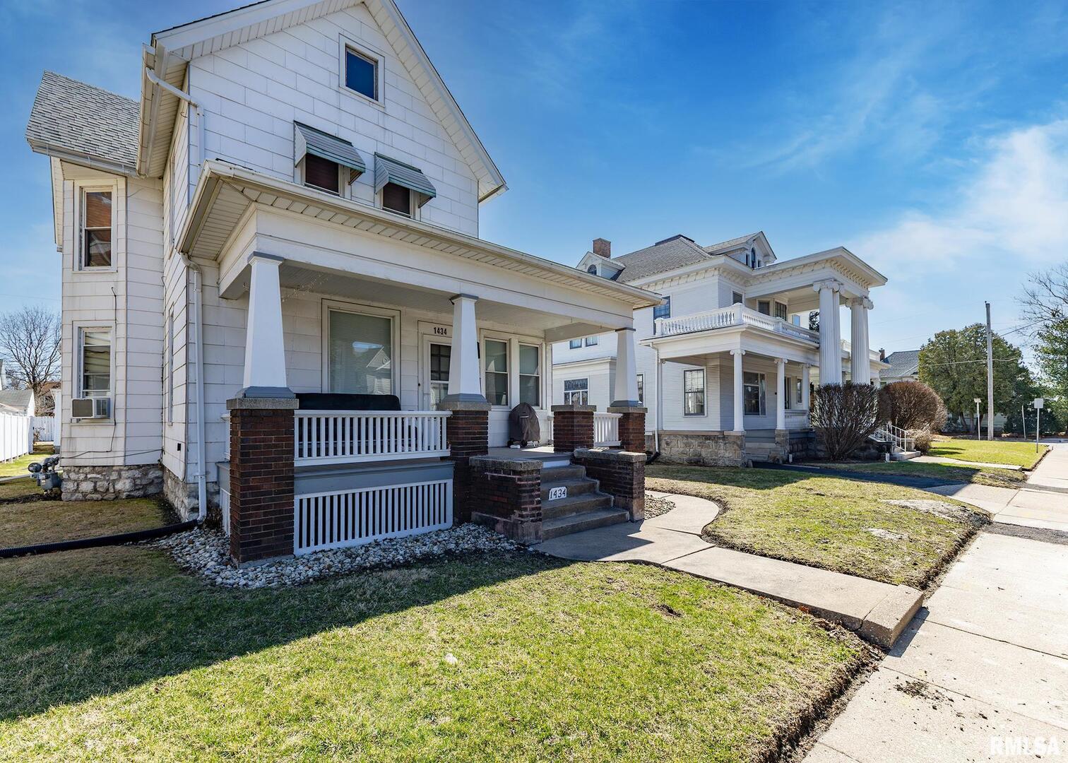 1440 12th Street Moline, IL 61265 - Photo 14 of 65