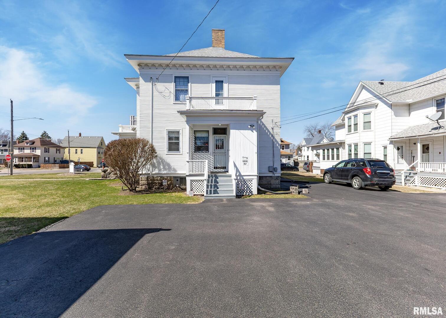 1440 12th Street Moline, IL 61265 - Photo 3 of 65