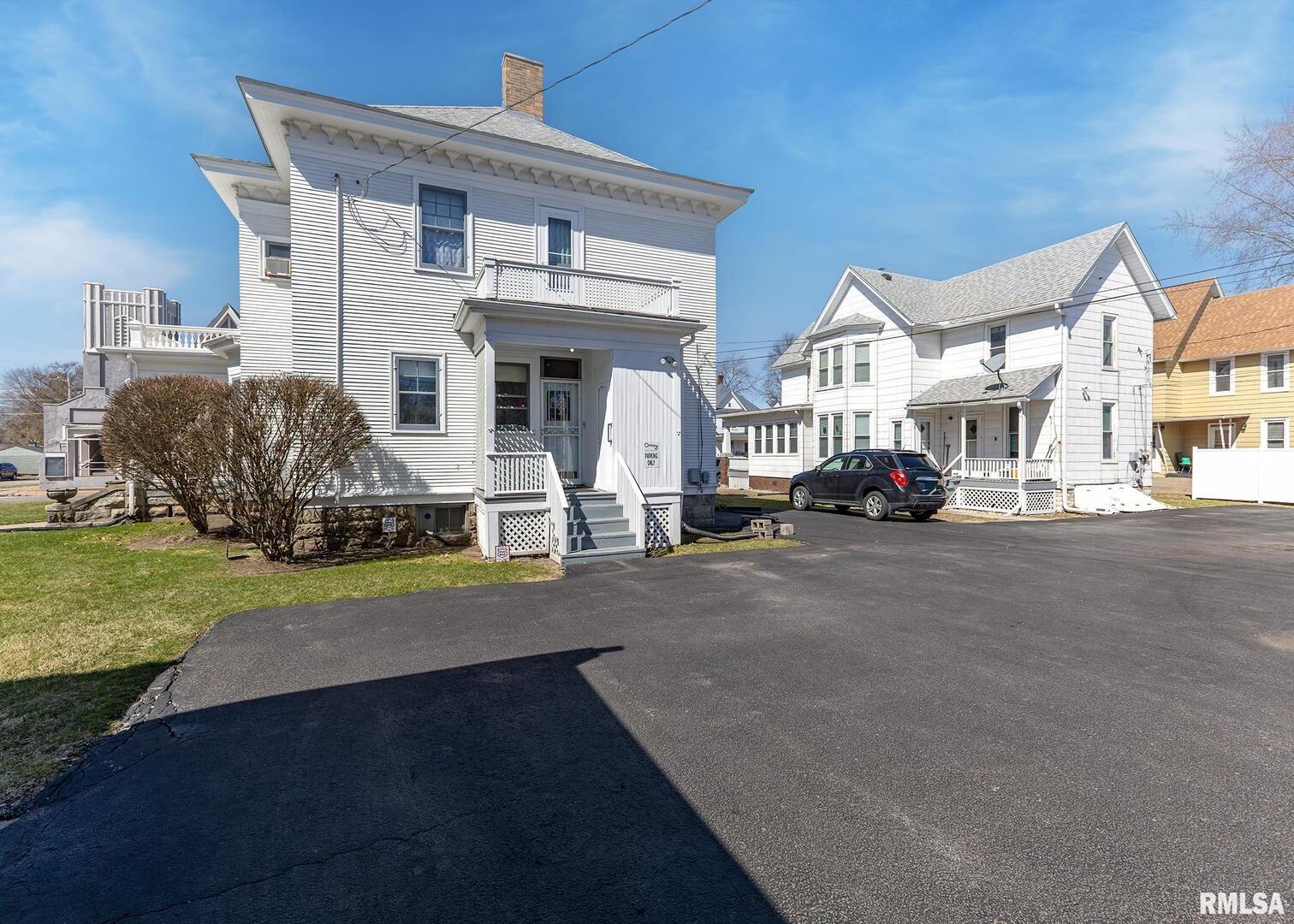 1440 12th Street Moline, IL 61265 - Photo 5 of 65