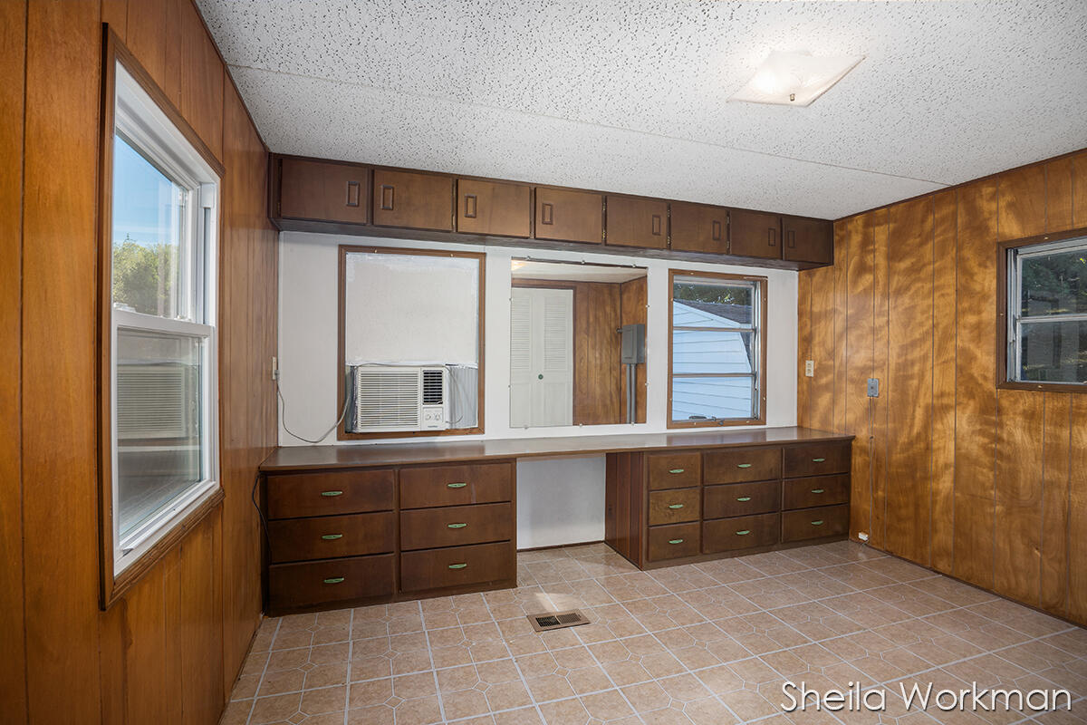 1380 Barber Road Hastings, MI 49058 - Photo 12 of 20 IMG_1011