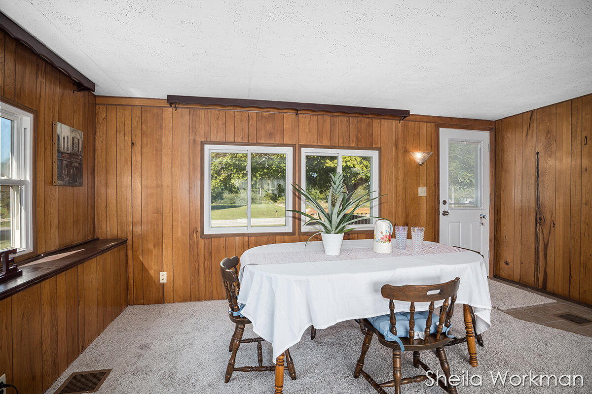 1380 Barber Road Hastings, MI 49058 - Photo 4 of 20 IMG_1003