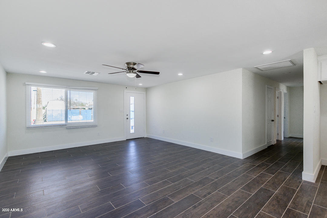 6539 West Coronado Road Phoenix, AZ 85035 - Photo 6 of 26 07-coronado