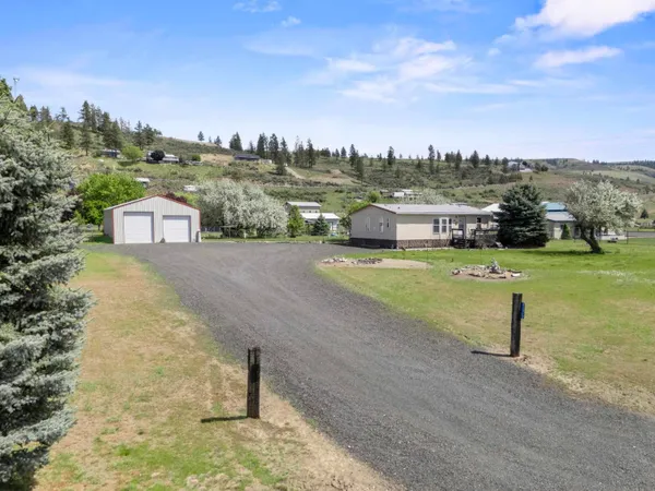 $375,000 | 42010 Quail Run North, Davenport, WA 99122