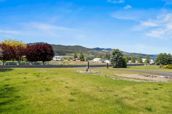 $375,000 | 42010 Quail Run North, Davenport, WA 99122