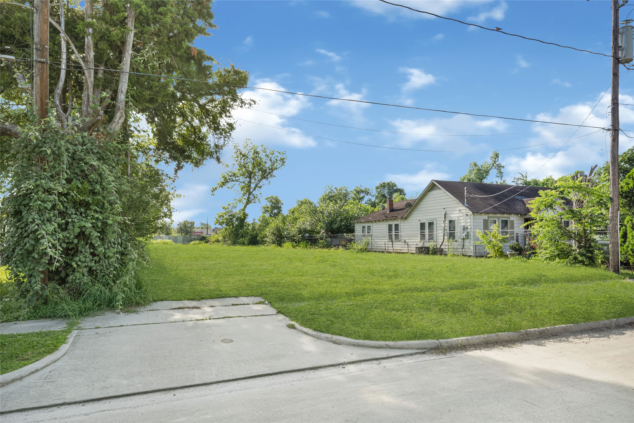 4 Pickfair Street Houston, TX 77026 - Photo 7 of 12 Gallery Image 7