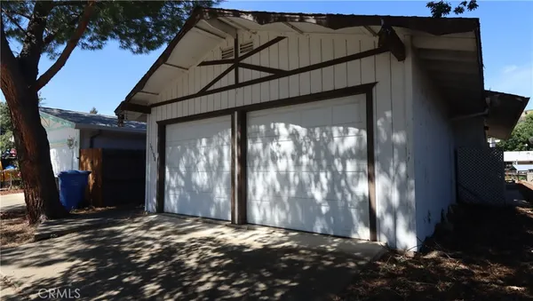 $230,000 | 13180 Ebbtide Village, Clearlake Oaks, CA 95423