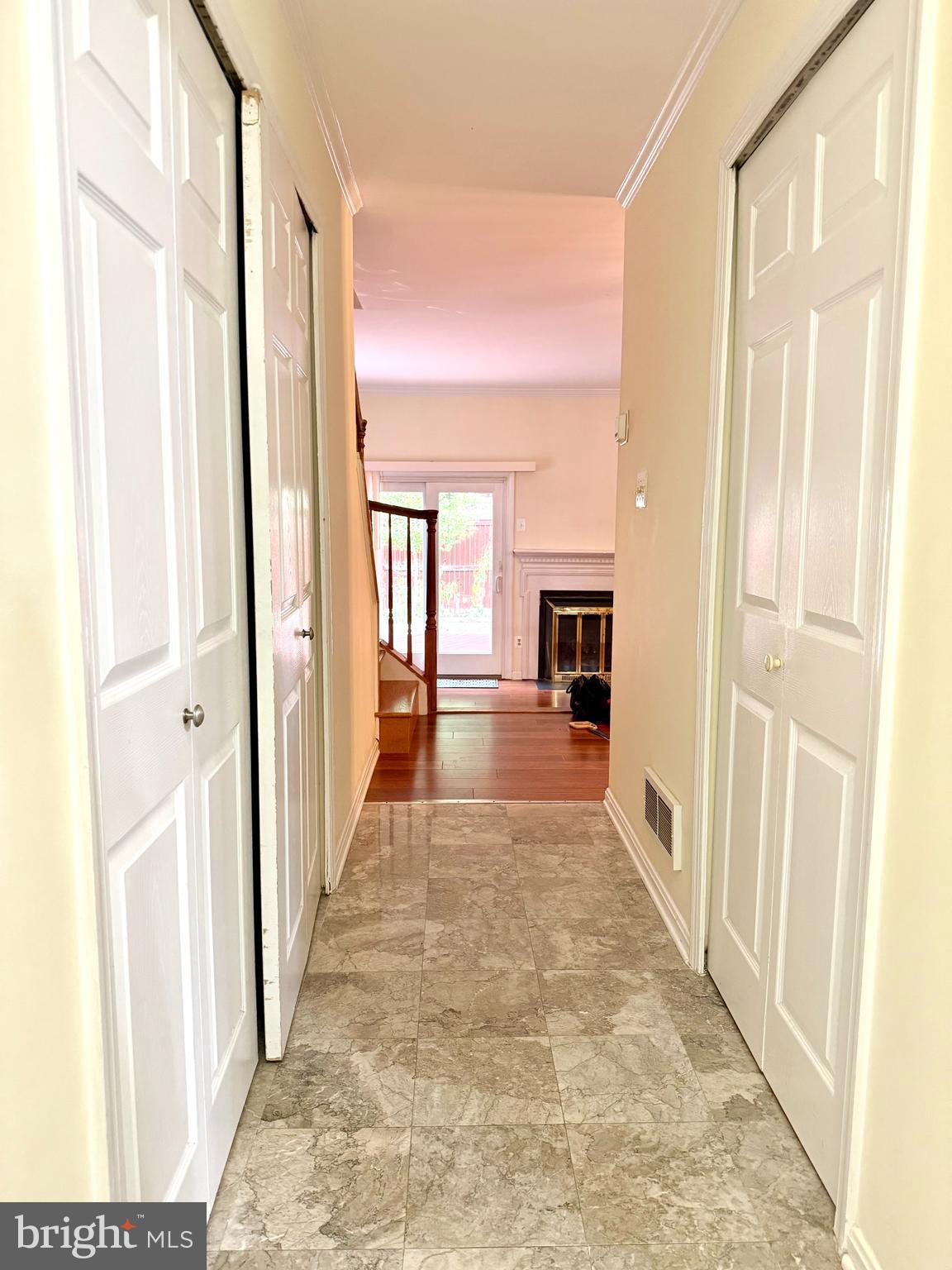 6029 Selwood Place Springfield, VA 22152 - Photo 6 of 16 a view of a hallway view with living room