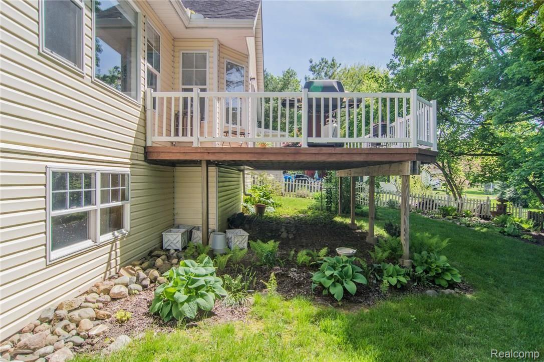 610 North State Street Howell, MI 48843 - Photo 39 of 44 DSC_1675.jpg