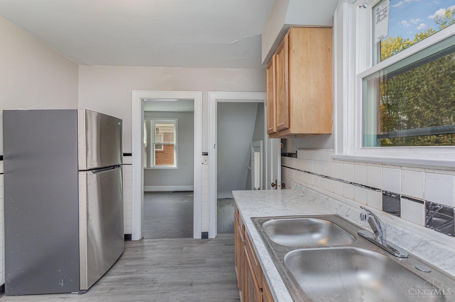 5304 Sidney Road Cincinnati, OH 45238 - Photo 7 of 15