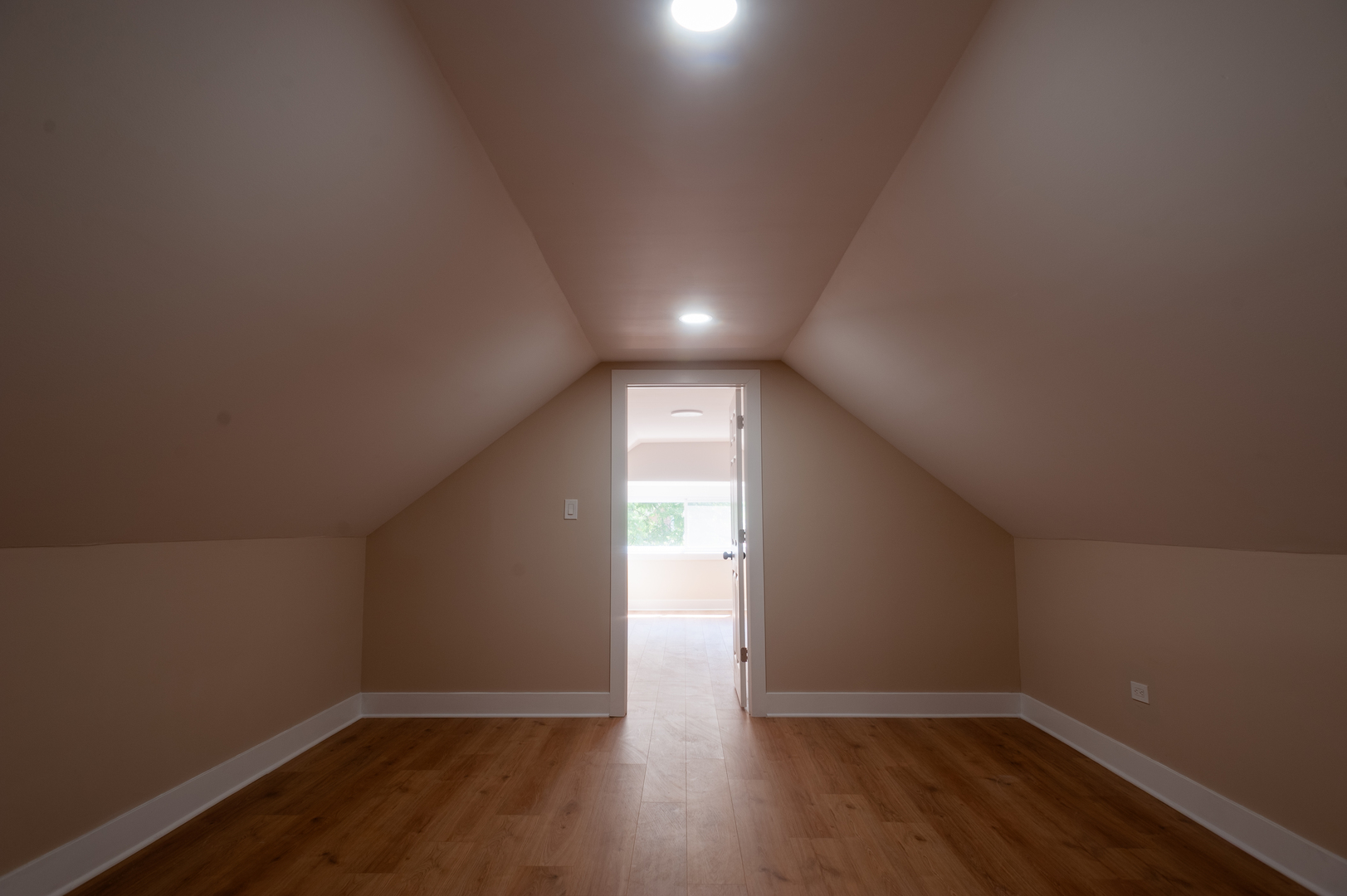 8620 South Union Avenue Chicago, IL 60620 - Photo 32 of 41 a view of empty room with wooden floor and fan