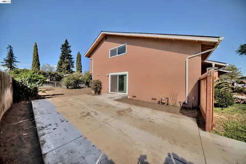 $565,000 | 1425 Forest Drive, Turlock, CA 95380