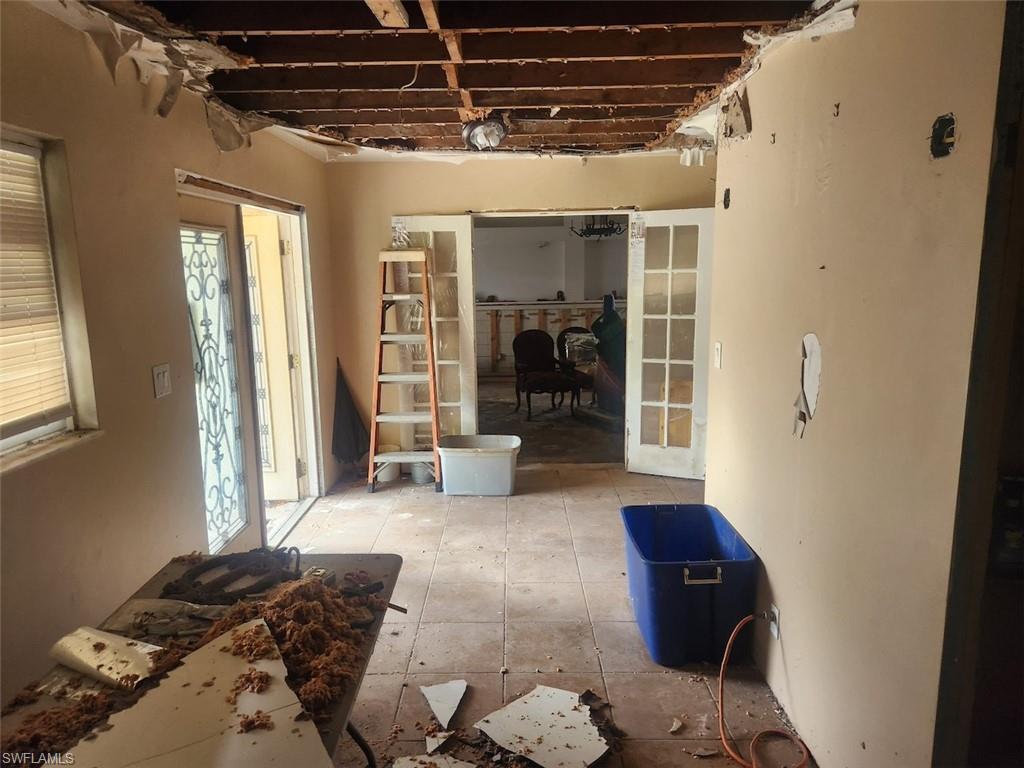 1074 Old Bridge Road North Fort Myers, FL 33917 - Photo 6 of 11