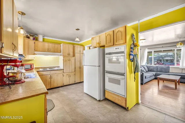 $395,000 | 218 Albany Avenue, Carson City, NV 89703