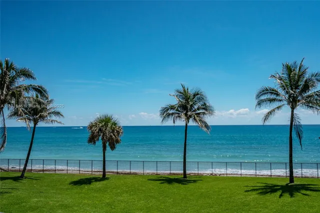 $1,795,000 | 100 South Beach Road, Unit 204, Tequesta, FL 33469