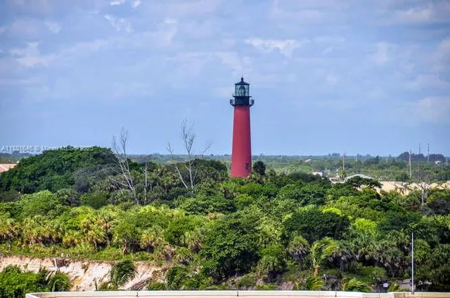 $1,795,000 | 100 South Beach Road, Unit 204, Tequesta, FL 33469