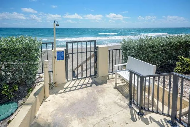 $1,795,000 | 100 South Beach Road, Unit 204, Tequesta, FL 33469