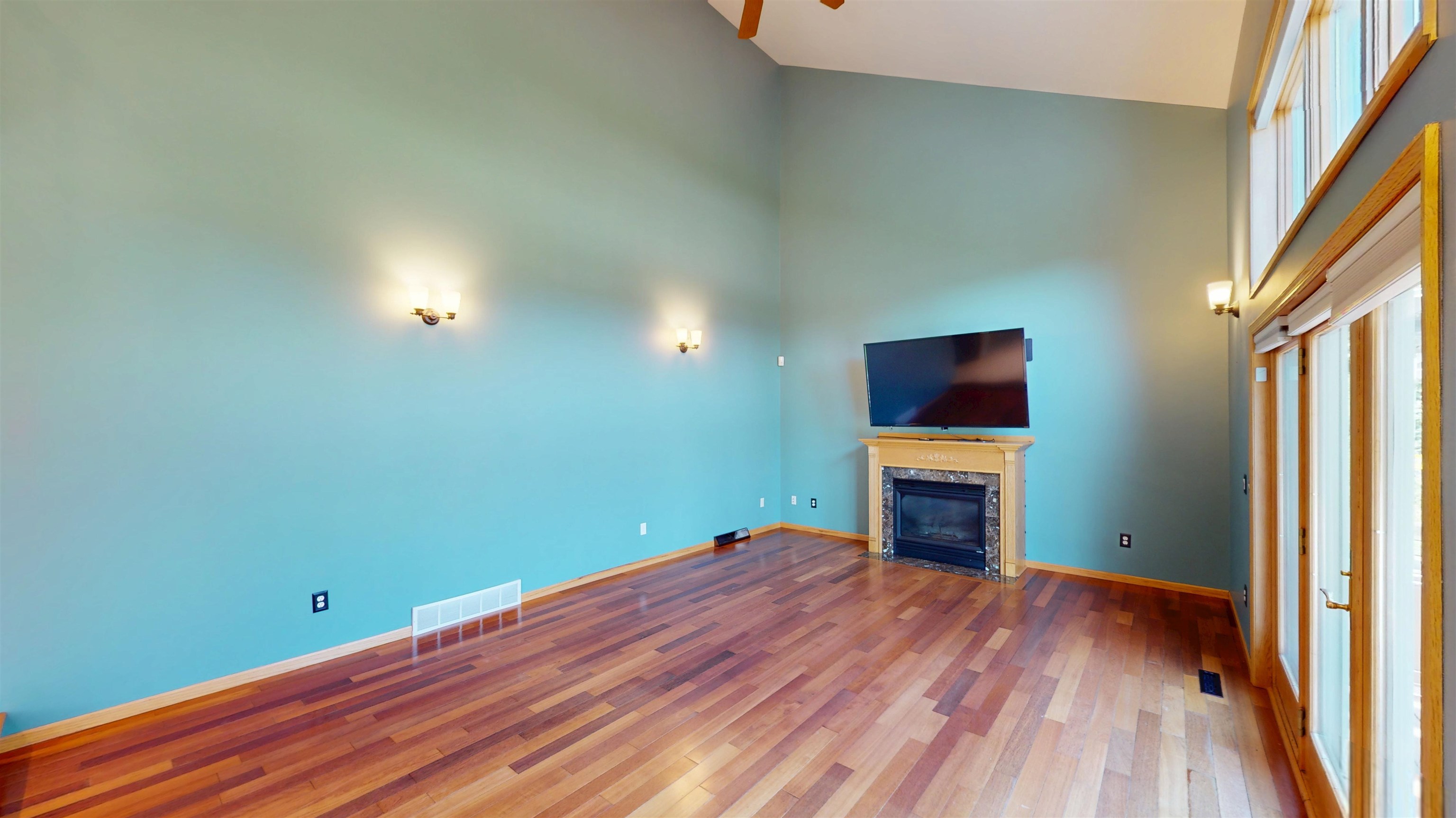 2112 West 3rd Street Marshfield, WI 54449 - Photo 33 of 60