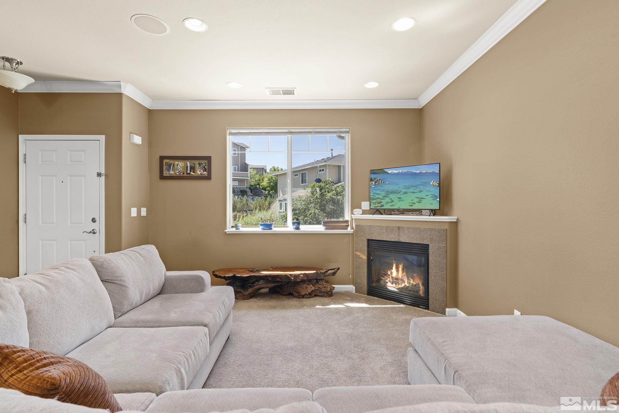 435 Preston Burr Lane Reno, NV 89503 - Photo 6 of 23 Photo 6