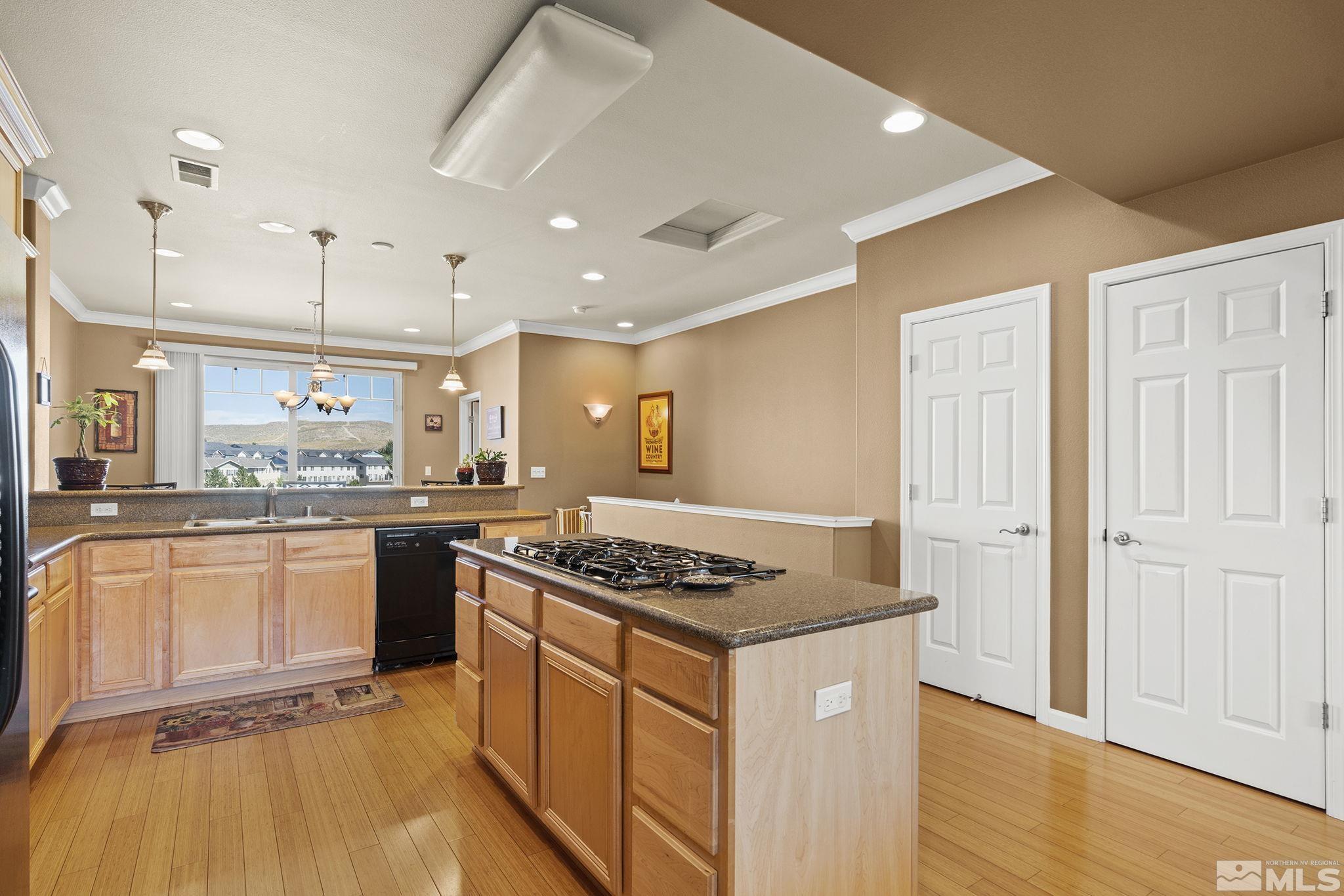 435 Preston Burr Lane Reno, NV 89503 - Photo 9 of 23 Photo 9