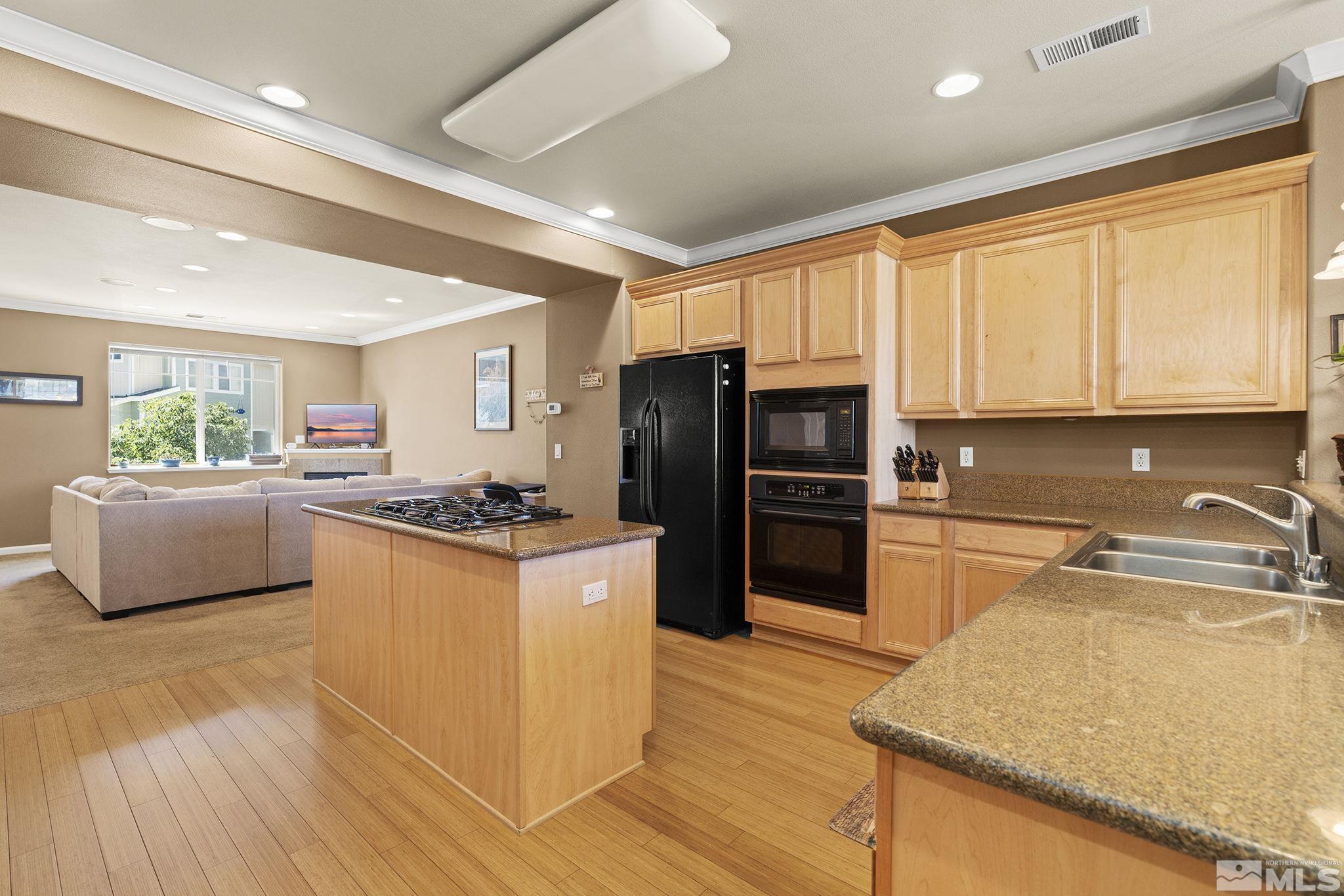 435 Preston Burr Lane Reno, NV 89503 - Photo 10 of 23 Photo 10