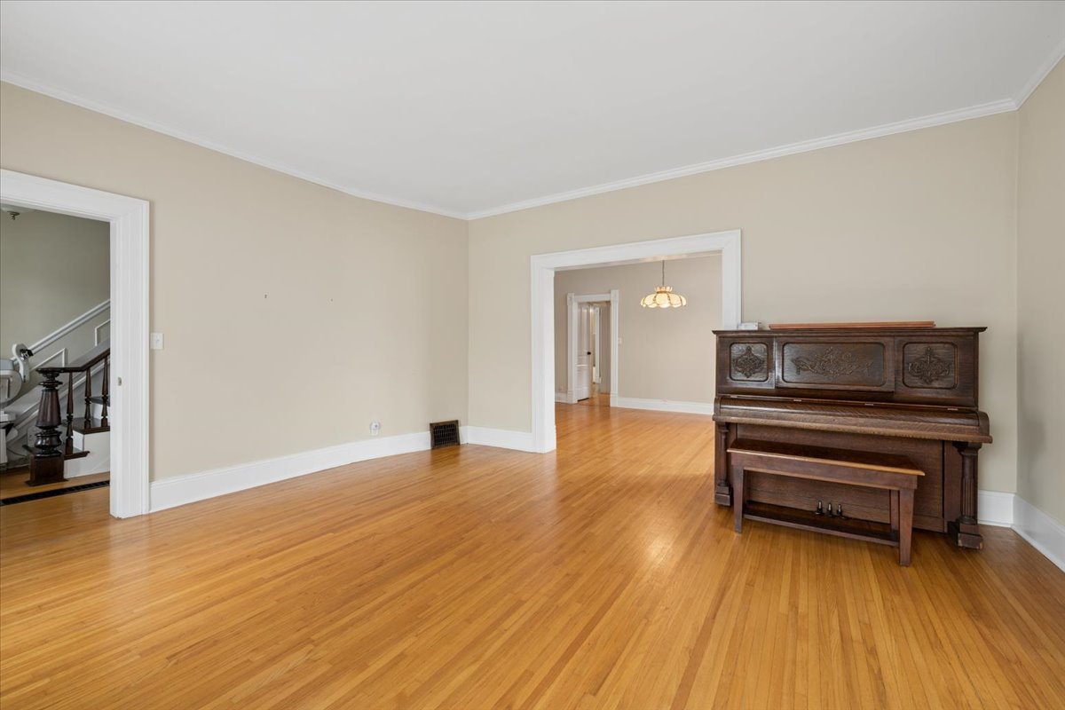 23925 Lockport Street Plainfield, IL 60544 - Photo 3 of 31