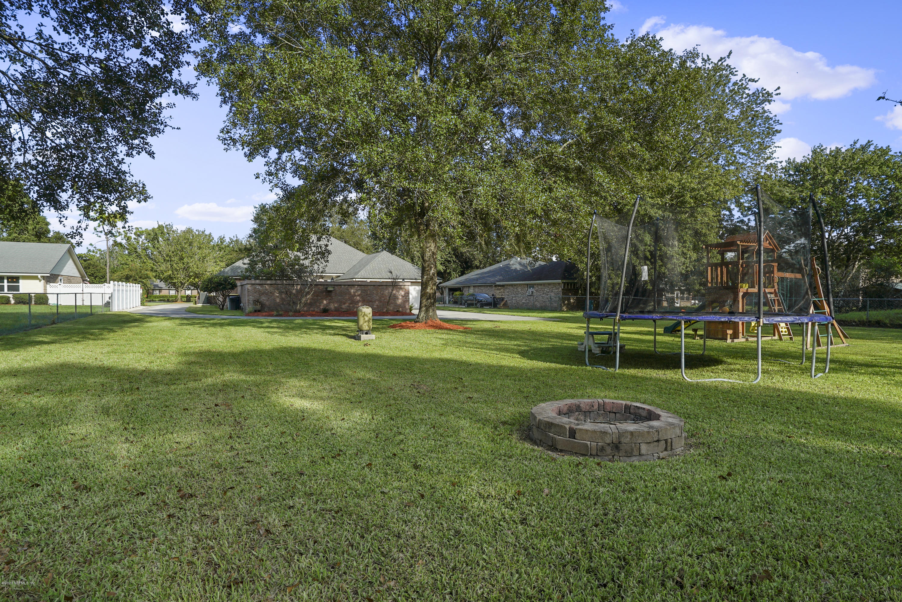1102 Pebble Ridge Drive Jacksonville, FL 32220 - Photo 8 of 46 So much room for backyard activities