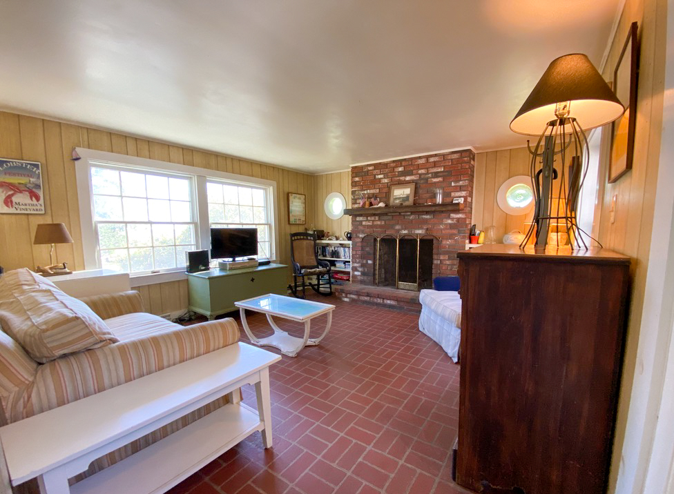 64 Dike Road Edgartown, MA 02539 - Photo 5 of 22