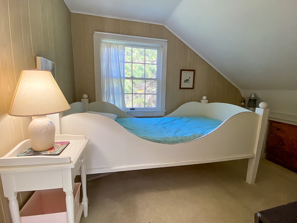 64 Dike Road Edgartown, MA 02539 - Photo 9 of 22