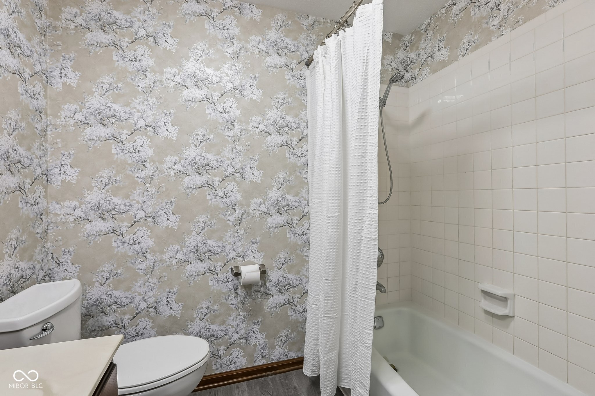 1853 Winding Ridge Court Indianapolis, IN 46217 - Photo 26 of 44 Gallery Image 26