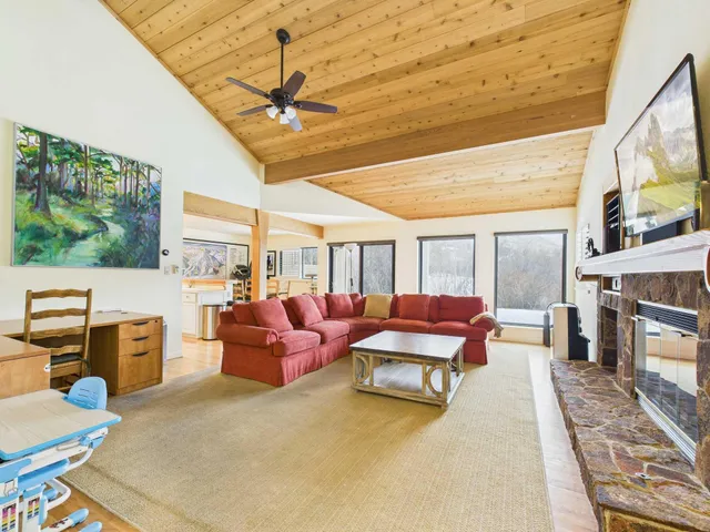 $1,350,000 | 23 Buck Lane, Sun Valley, ID 83353