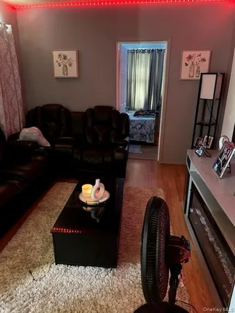 $979,000 | 131-18 95th Avenue | South Richmond Hill