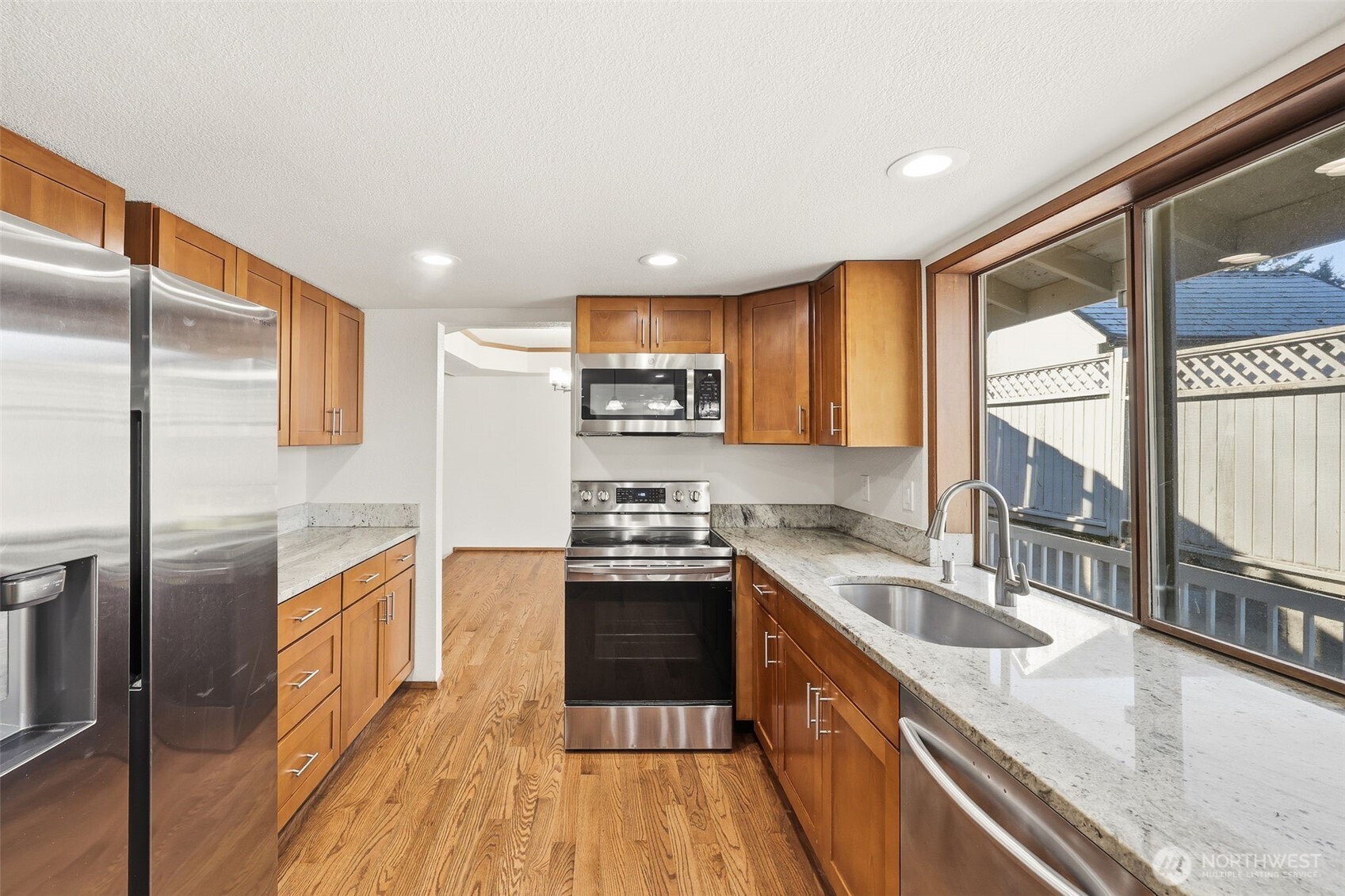 15931 22nd Avenue Southwest Burien, WA 98166 - Photo 9 of 40